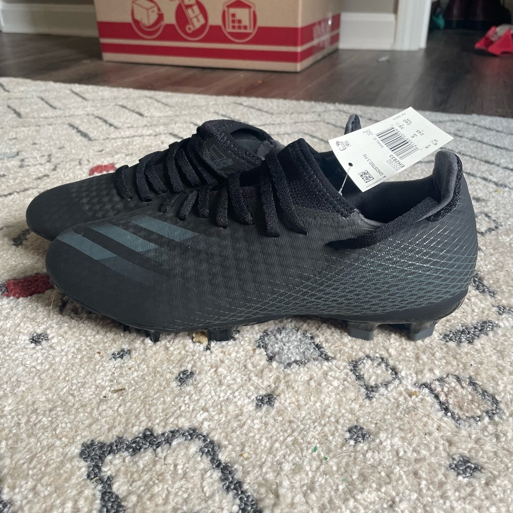 Unisex Soccer Cleats / Adidas / Womens 6.5 Brand New